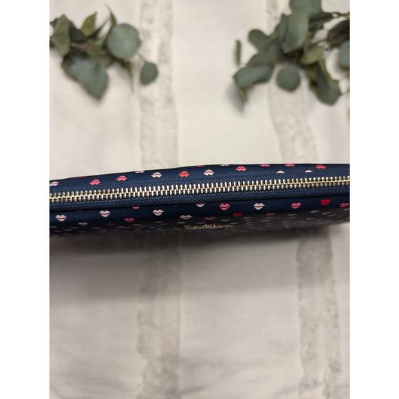 Kate Spade Laptop Bag in Navy Lip Print - Picture 3 of 5